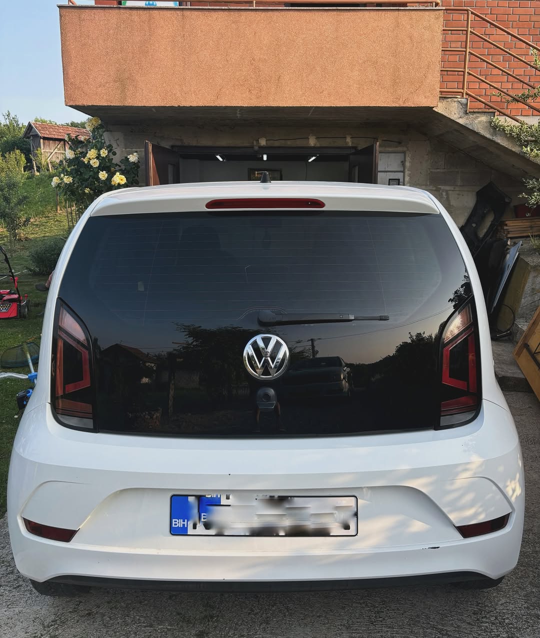 detailing automobila